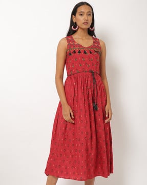 Under Rs 500