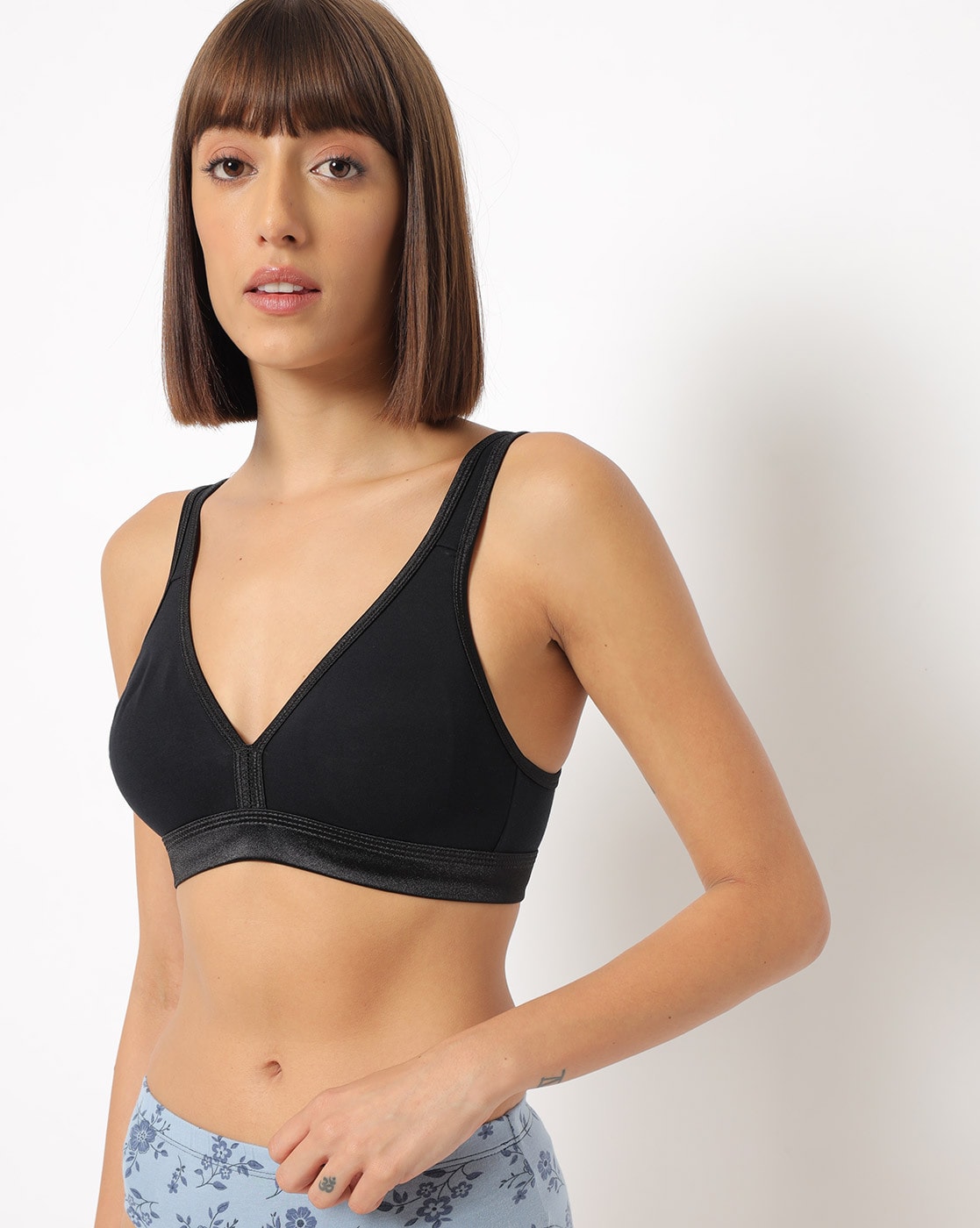 Buy Amante Double Layered Non Wired Full Coverage Super Support Bra - Black  at Rs.695 online