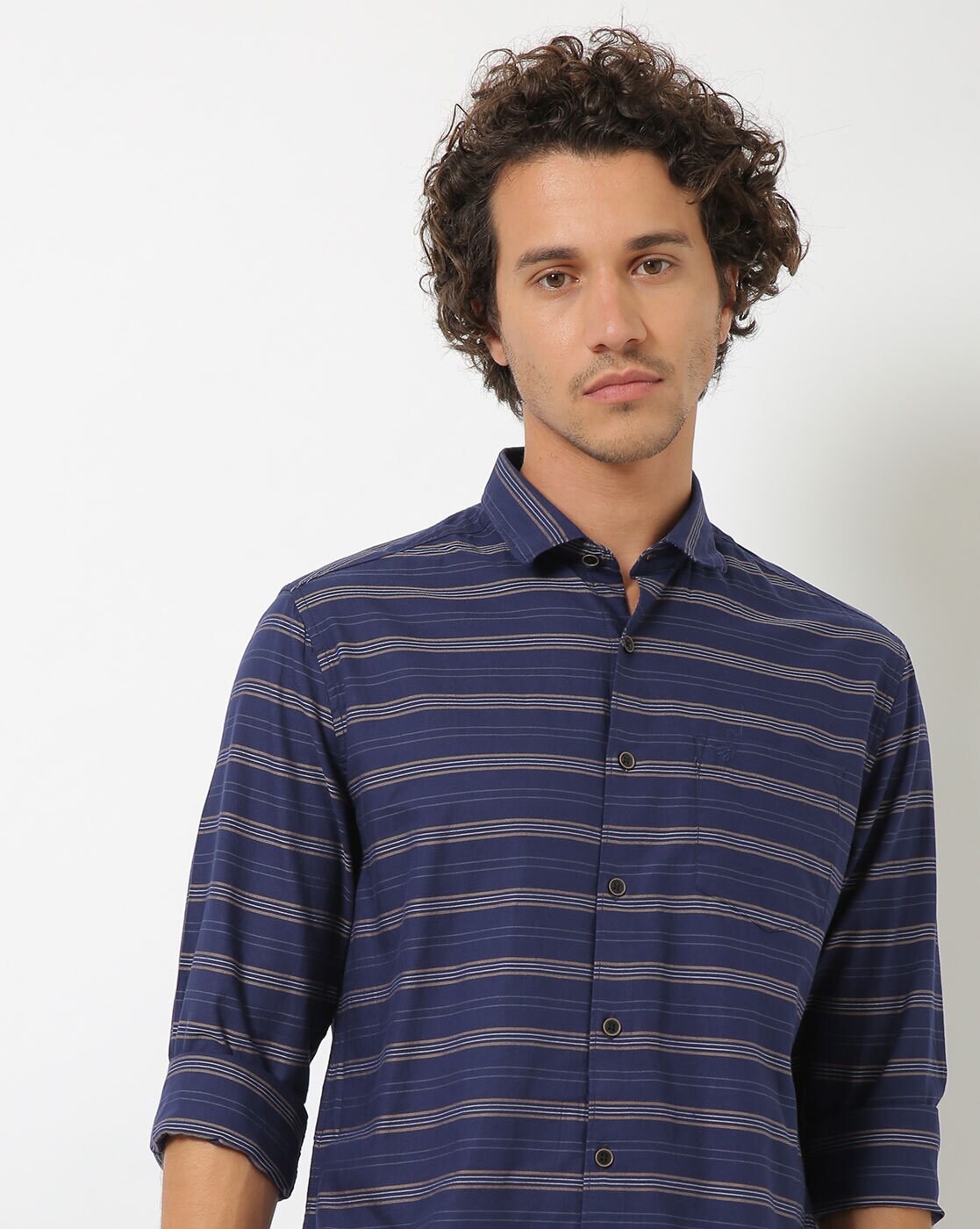 blue horizontal striped shirt