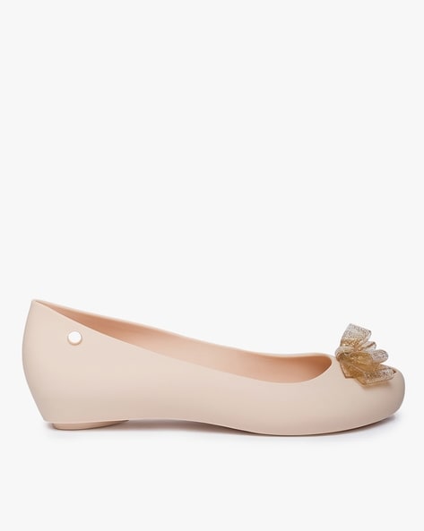 Ceriz Ballerina Shoes with Bow Accent