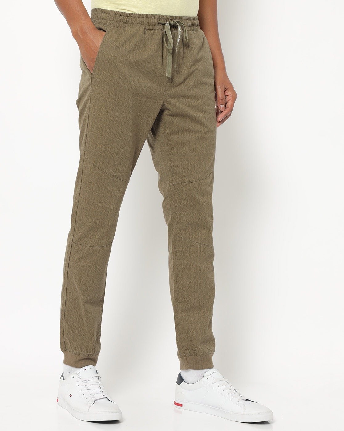 Buy Slim Fit Cargo Pants Online at Best Prices in India - JioMart.