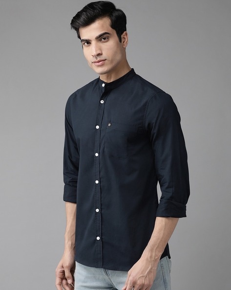 black mao collar shirt