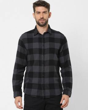 -288Wx360H-460970669-black-