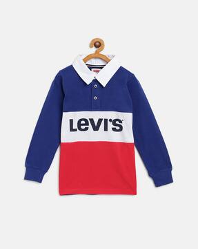 Buy Red Tshirts for Boys by LEVIS 