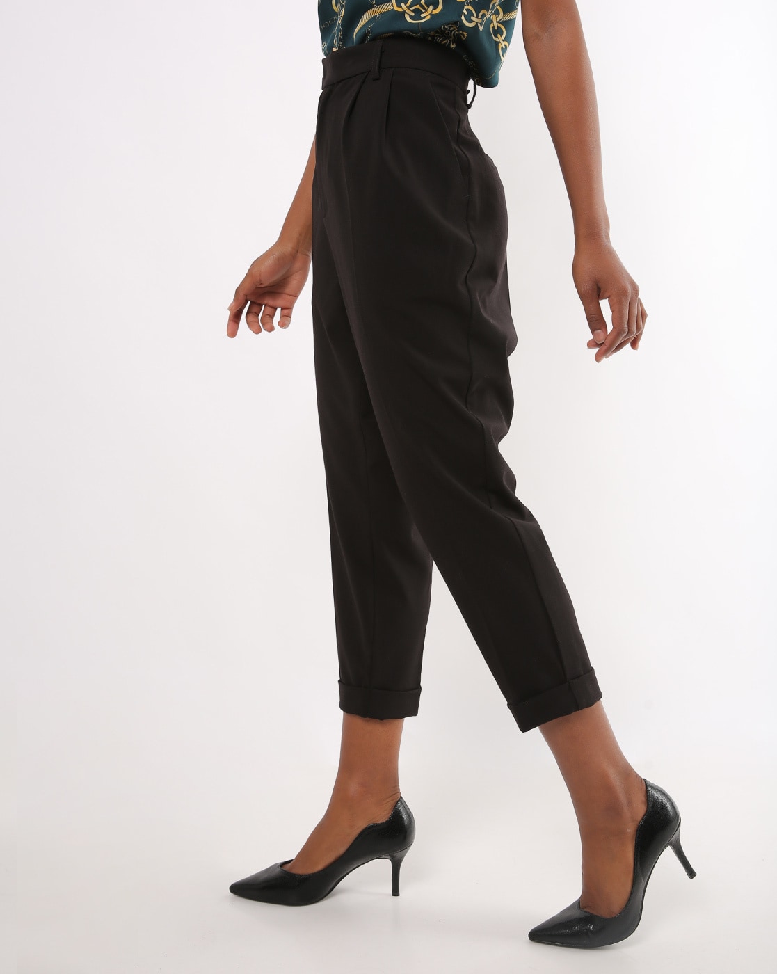 Odette Pleated Crop Trousers 