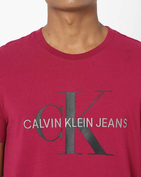 calvin klein maroon t shirt