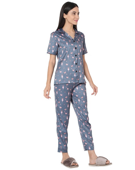 Women best sale in pyjamas