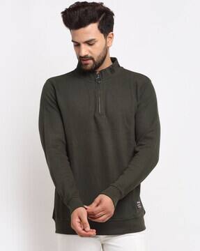 sweatshirt with zipper