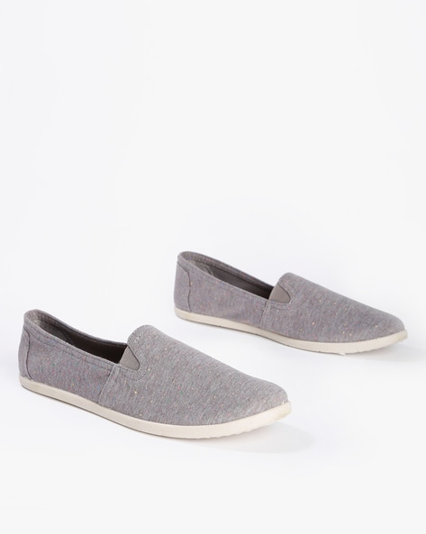 Airwalk slip on clearance shoes