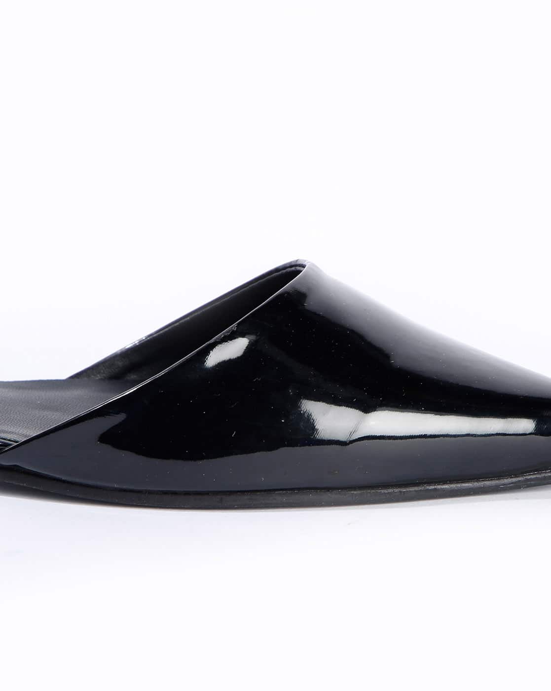 Buy Black Flat Sandals for Women by Curiozz Online