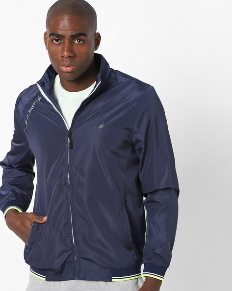 Bomber jacket with outlet zipper on sleeve