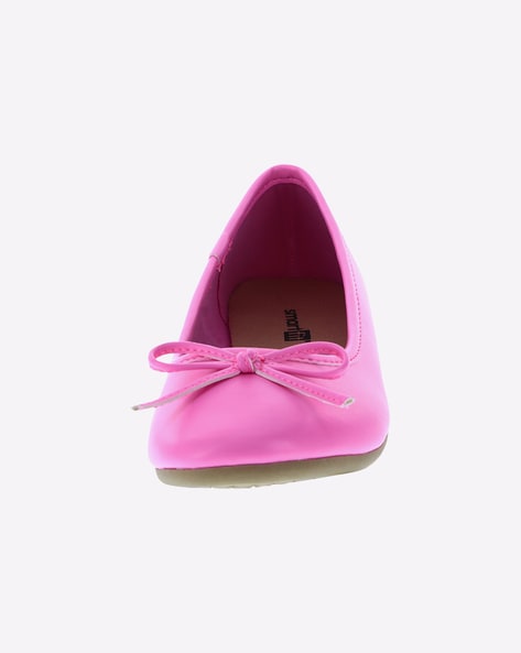 Girls pink best sale ballet pumps