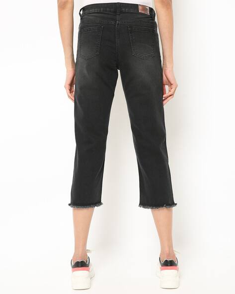 Capri Length Skinny Jeans with Frayed Hems