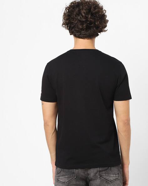 Avengers Print Crew-Neck T-shirt view 3