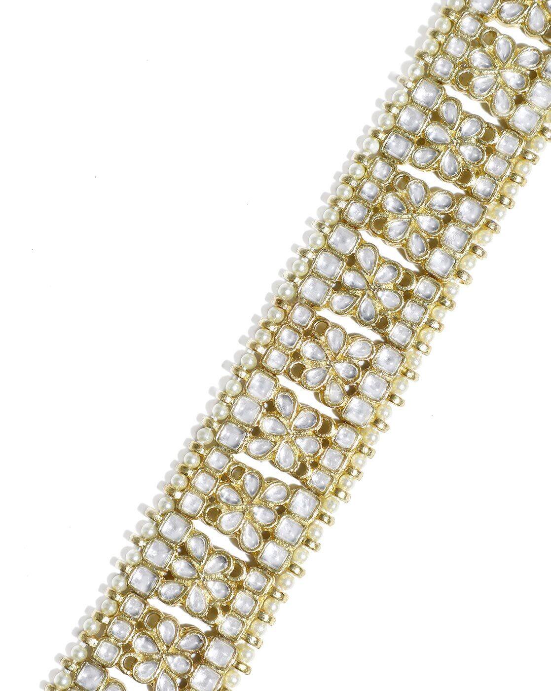 Buy Gold TraditionalJewellery for Women 