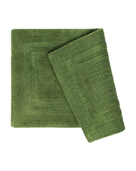 Dark green bath discount mat and towels