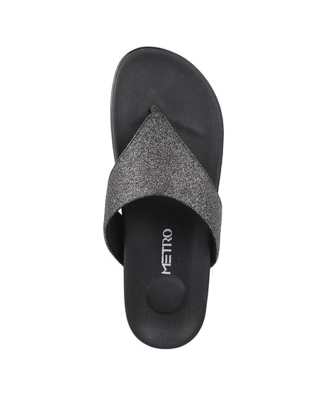 Buy Black Flip Flop & Slippers for Women by Metro Online