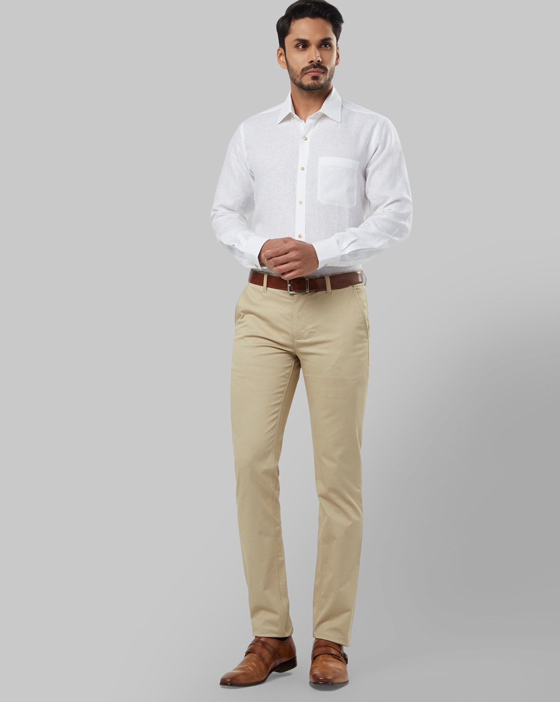 Buy Men Beige Solid Regular Fit Trousers Online - 176132 | Peter England