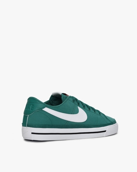 Nike store classic canvas