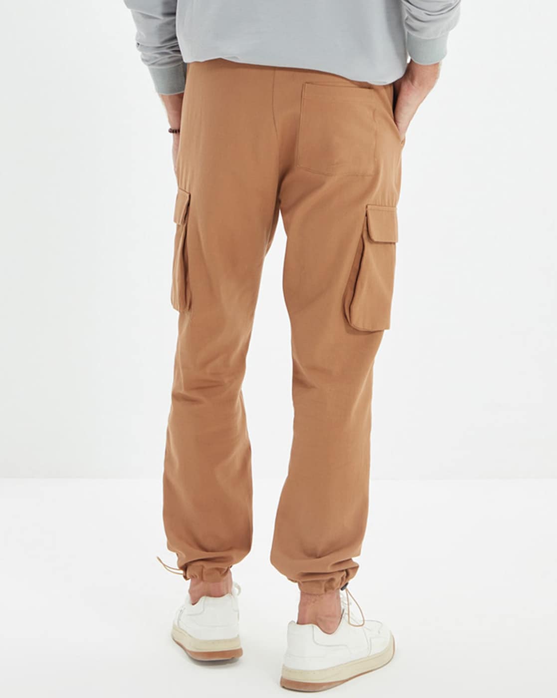 Buy Bershka Trousers online  Women  138 products  FASHIOLAin