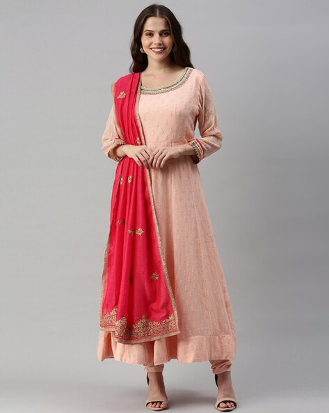 peach kurta set with heavy dupatta