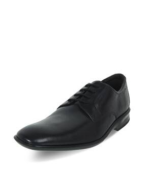 clarks leather shoes price