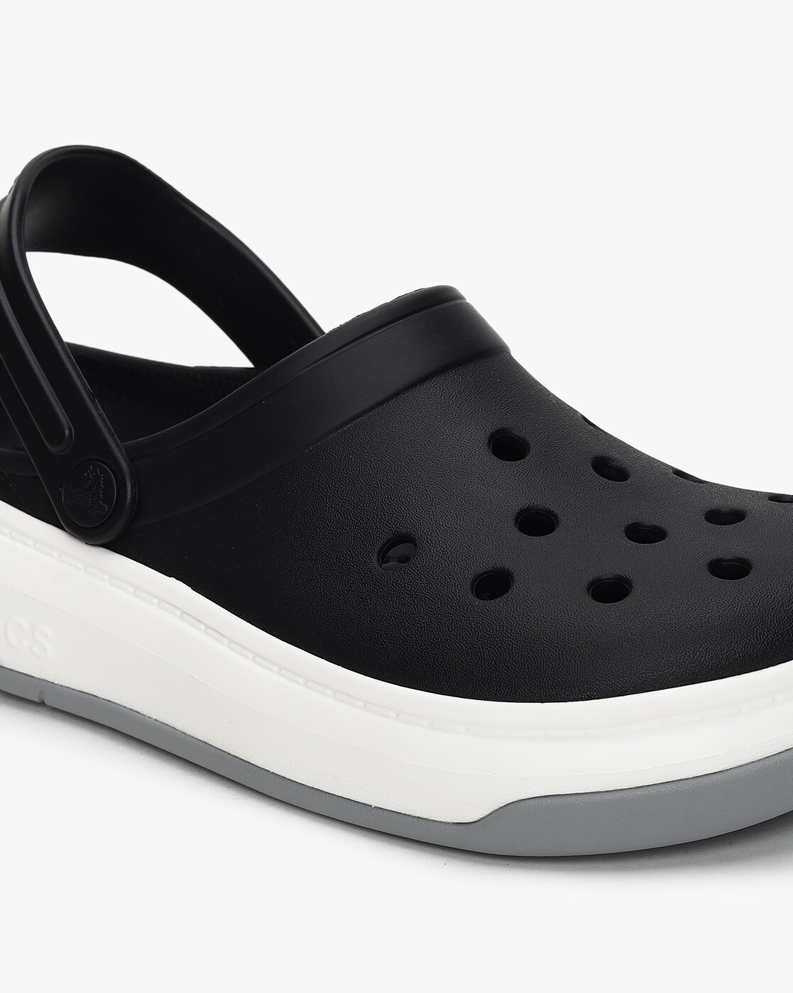 crocs full force black