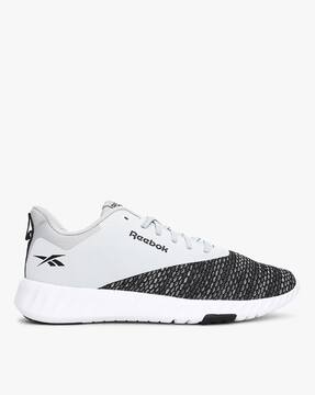 reebok kyrus 1.0