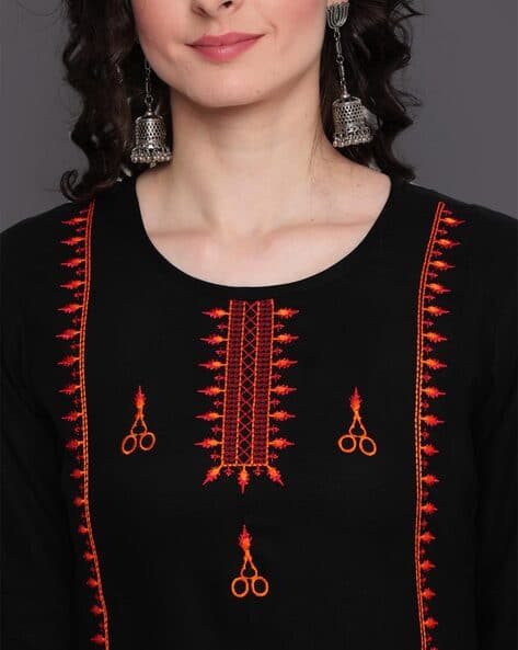 black kurti embroidery design