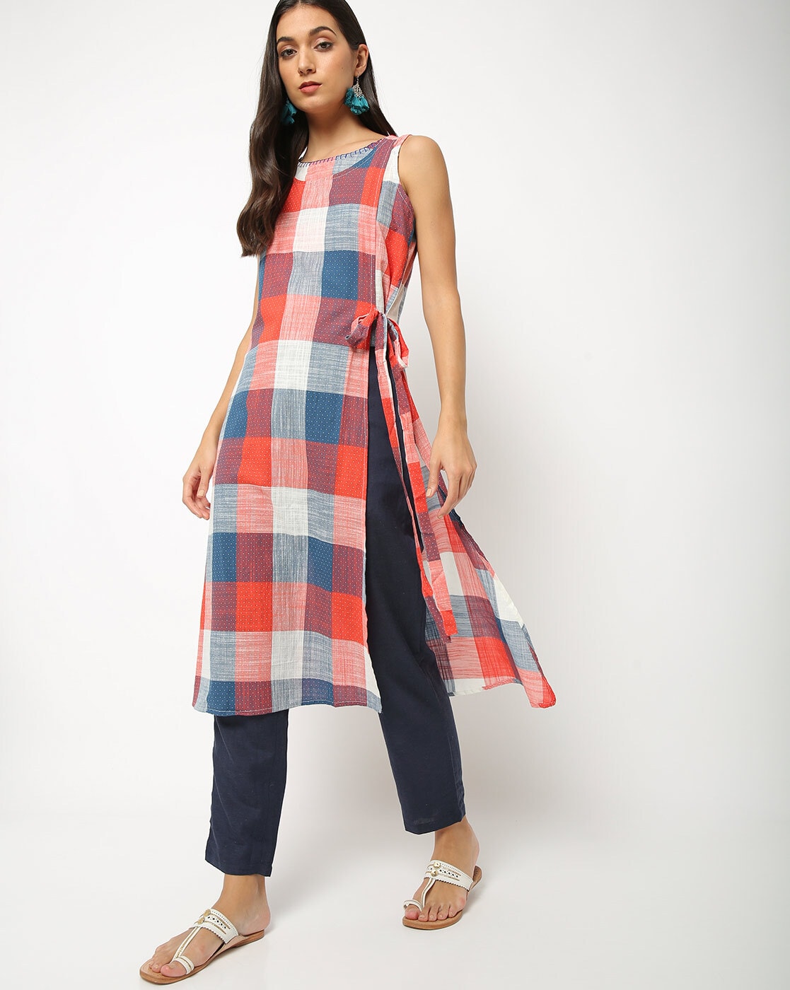 Buy online Embroidered Side Knot Kurta With Palazzo Set from ethnic wear  for Women by Zoeyams for 2999 at 0 off  2023 Limeroadcom