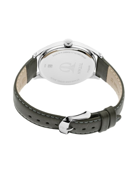 Titan 1582saa watch on sale price