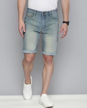 the indian garage co Mid-Wash Mid-Rise 5-Pocket Shorts-picture-44