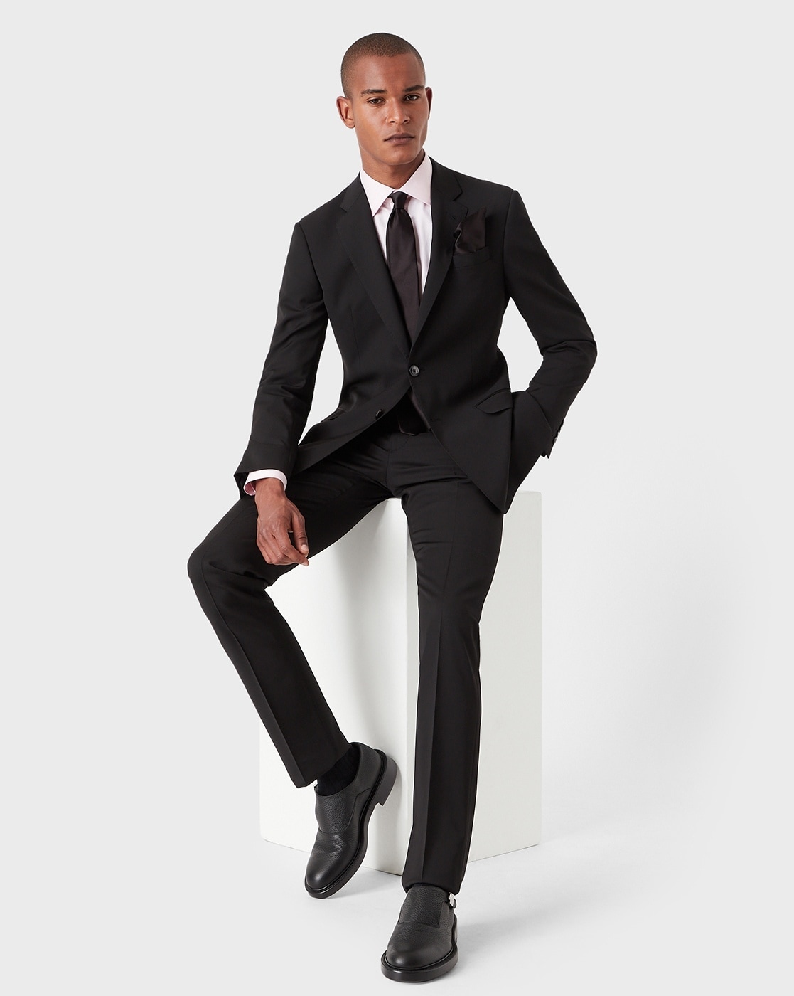Emporio Armani Satin Suit in Black for Men Mens Clothing Suits Two-piece suits 