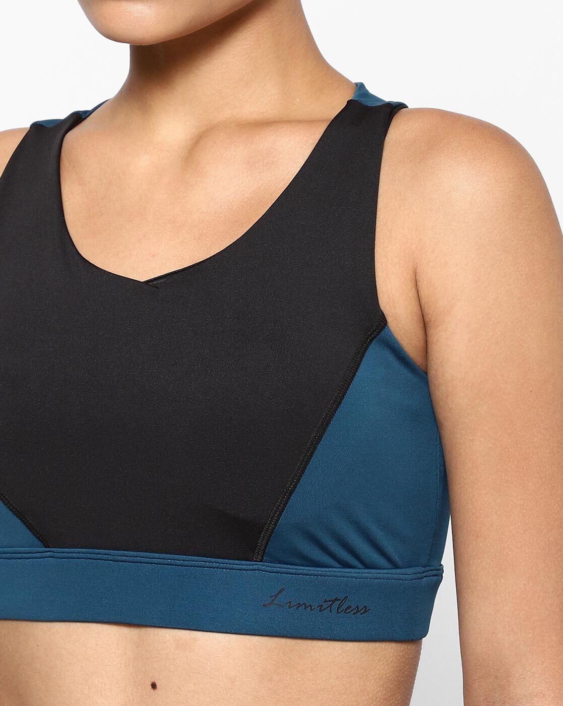 Buy Urban Hug Women's Compression Sports Bra Pack of 2 Online at Best  Prices in India - JioMart.