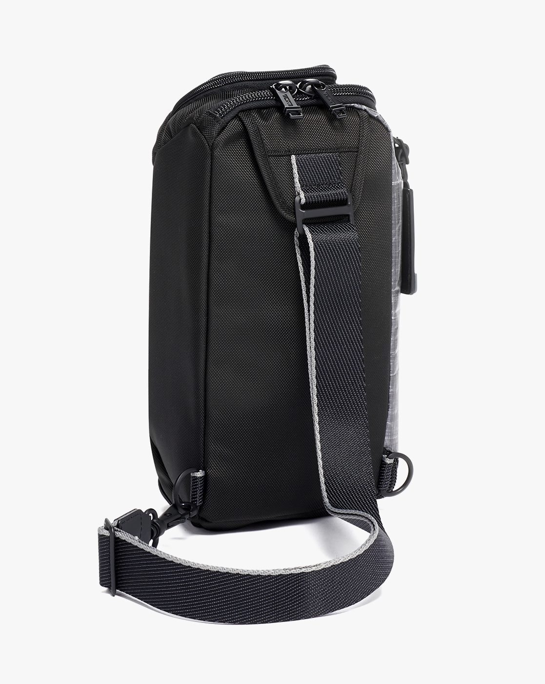 Tumi kelley outlet sling bag