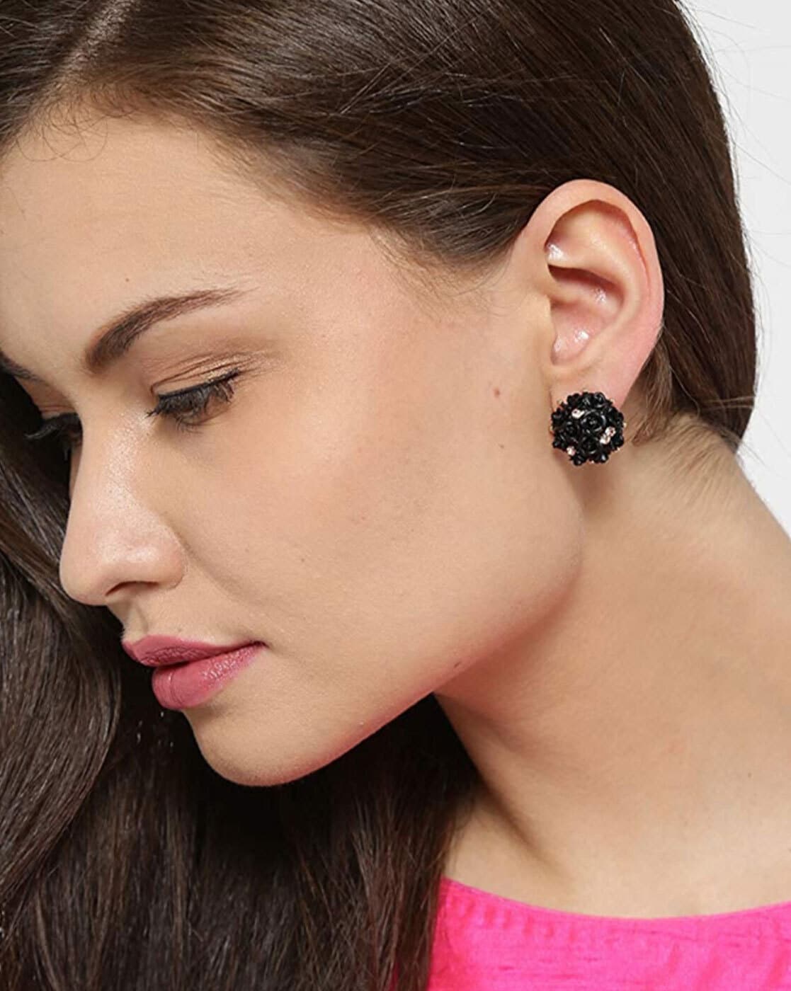 EREVER Cute Black  White Camellia Flower Stud Earring for Women  Temperament Flowers Drop Earrings