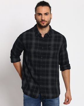 Buy Black Shirts for Men by WRANGLER Online 