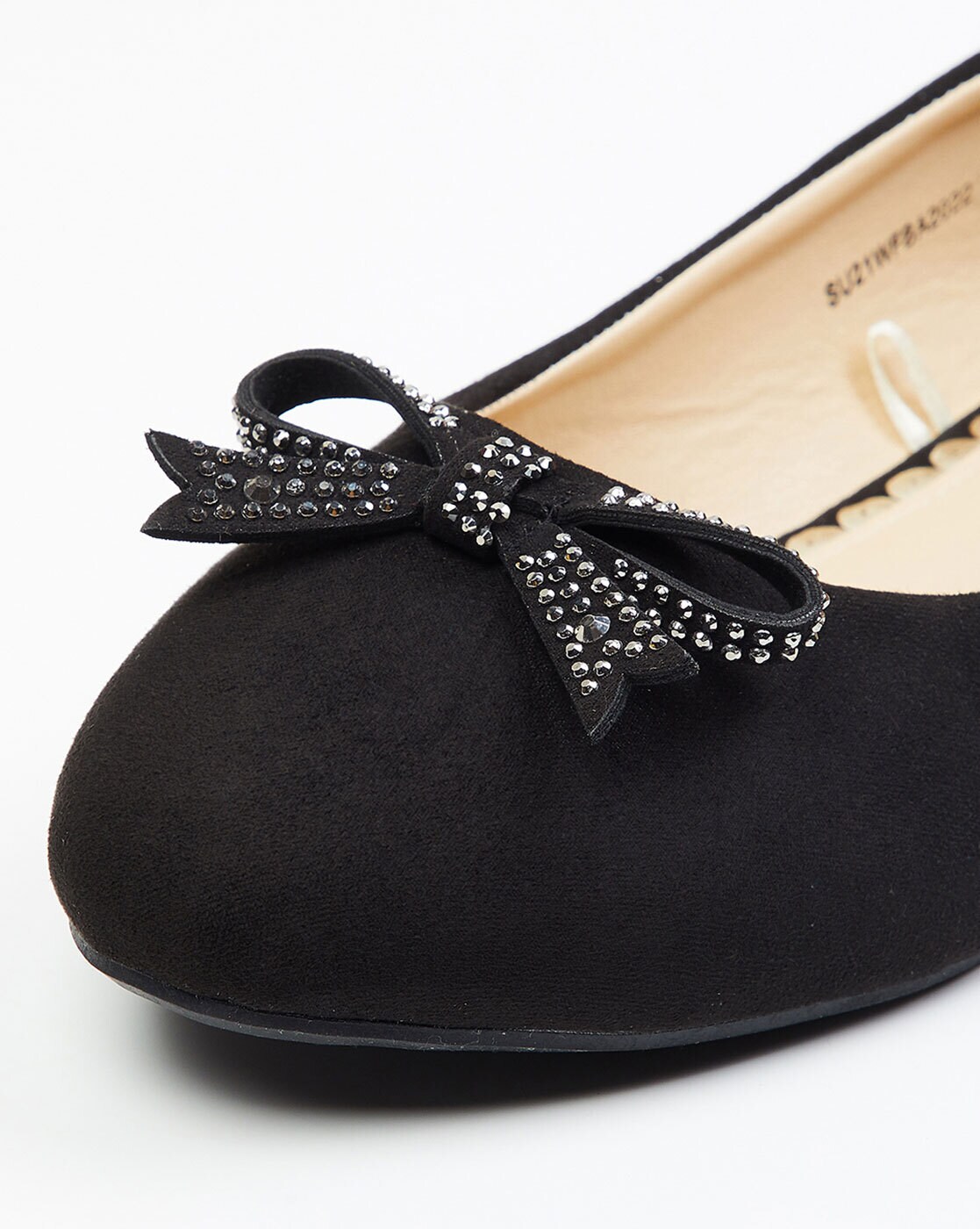 Buy BLACK Flat Shoes for Women by MAX Online