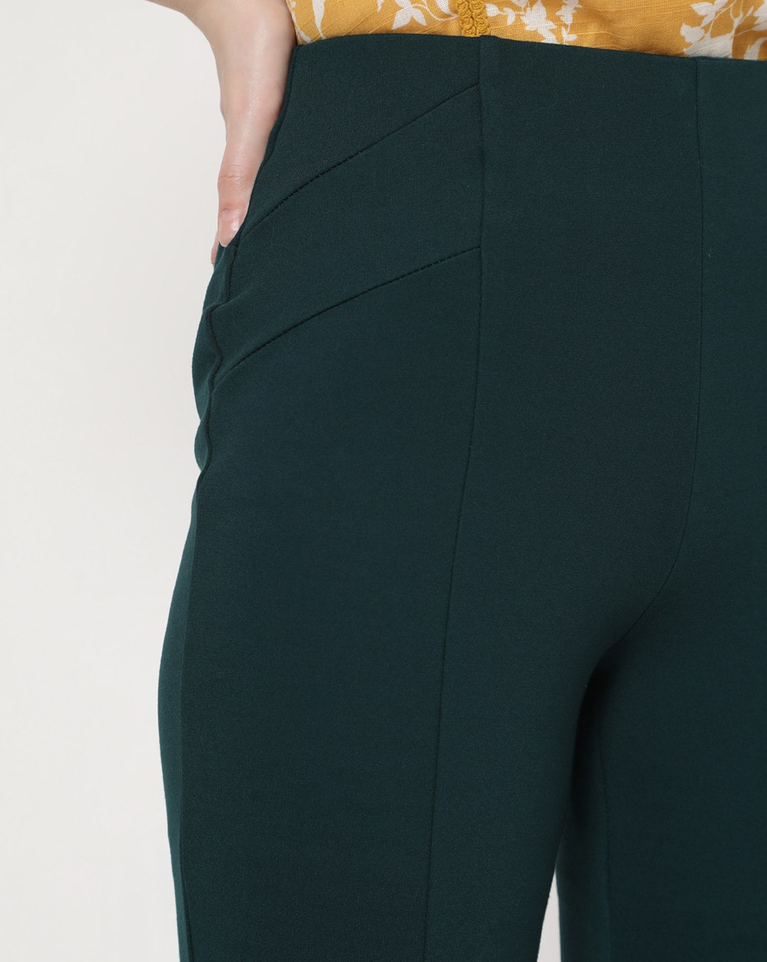 Women Jeggings with Zip Closure