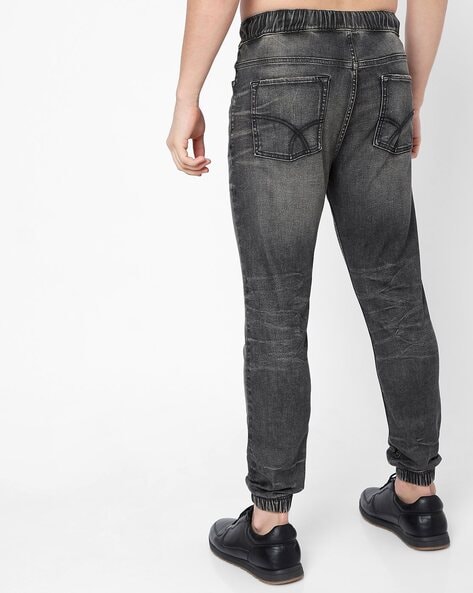 tapered jogger jeans