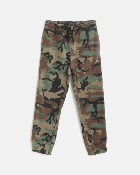 Jordan discount camo joggers