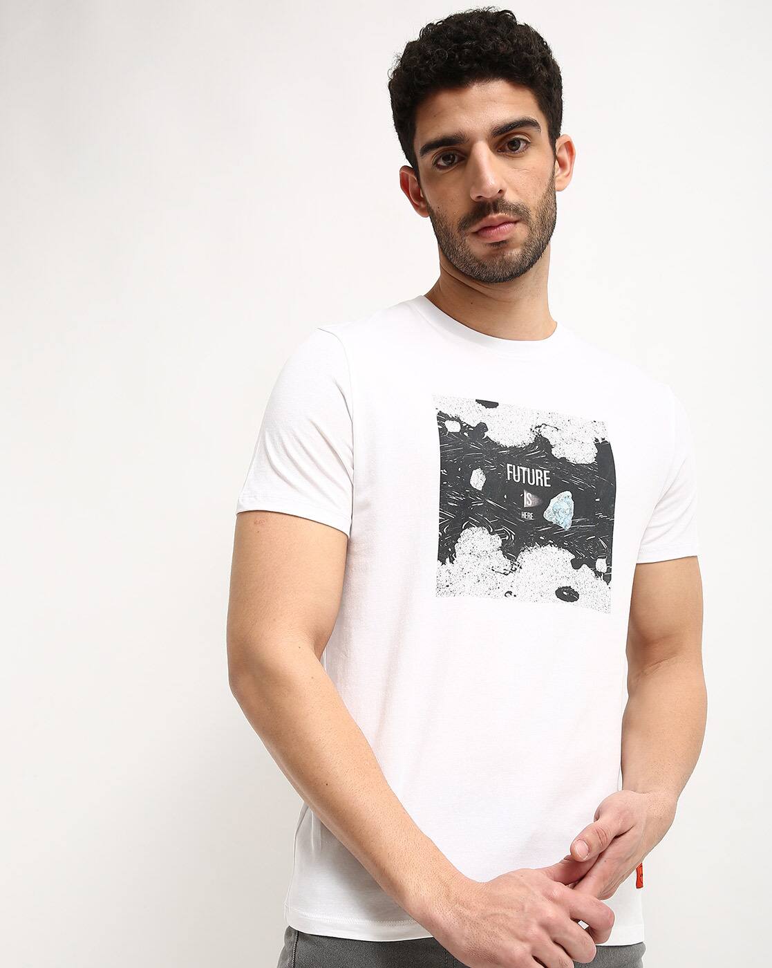 Buy White Tshirts for Men by ALTHEORY 