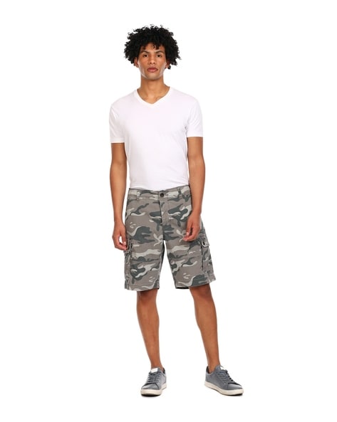 Aeropostale best sale camo shorts