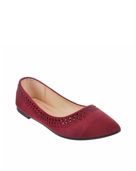 Buy Black Flat Shoes for Women by Mochi Online