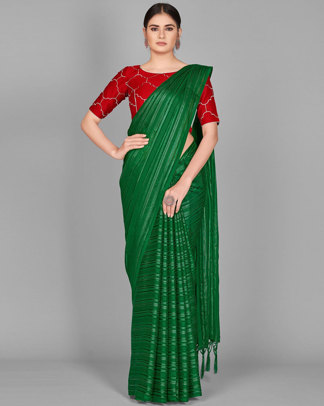 Buy Green Sarees for Women by Dwini Online