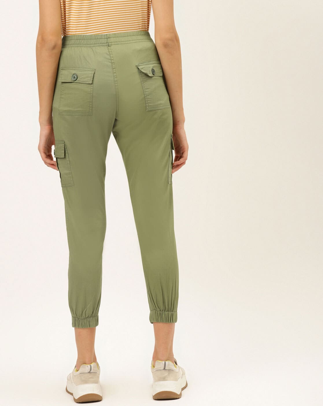 Roadster Olive Green Regular Fit Solid Regular Trousers for women price in  India on 6th June 2023  PriceHunt