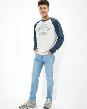 American Eagle Outfitters 