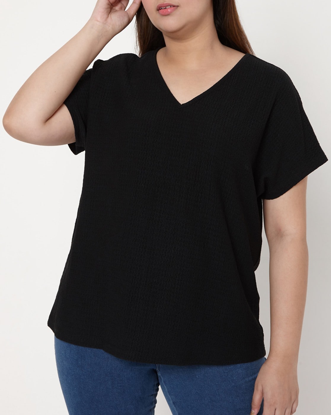 Buy Black Tshirts for Women by Vero Moda Curve Online | Ajio.com