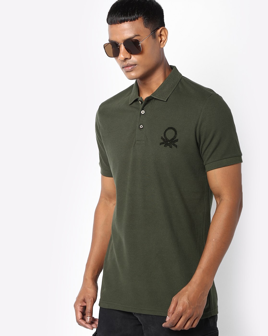 Buy Green Tshirts for Men by UNITED COLORS OF BENETTON Online | Ajio.com