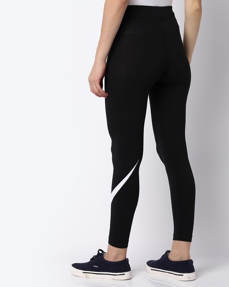 High-Rise Tights with Cargo Pockets